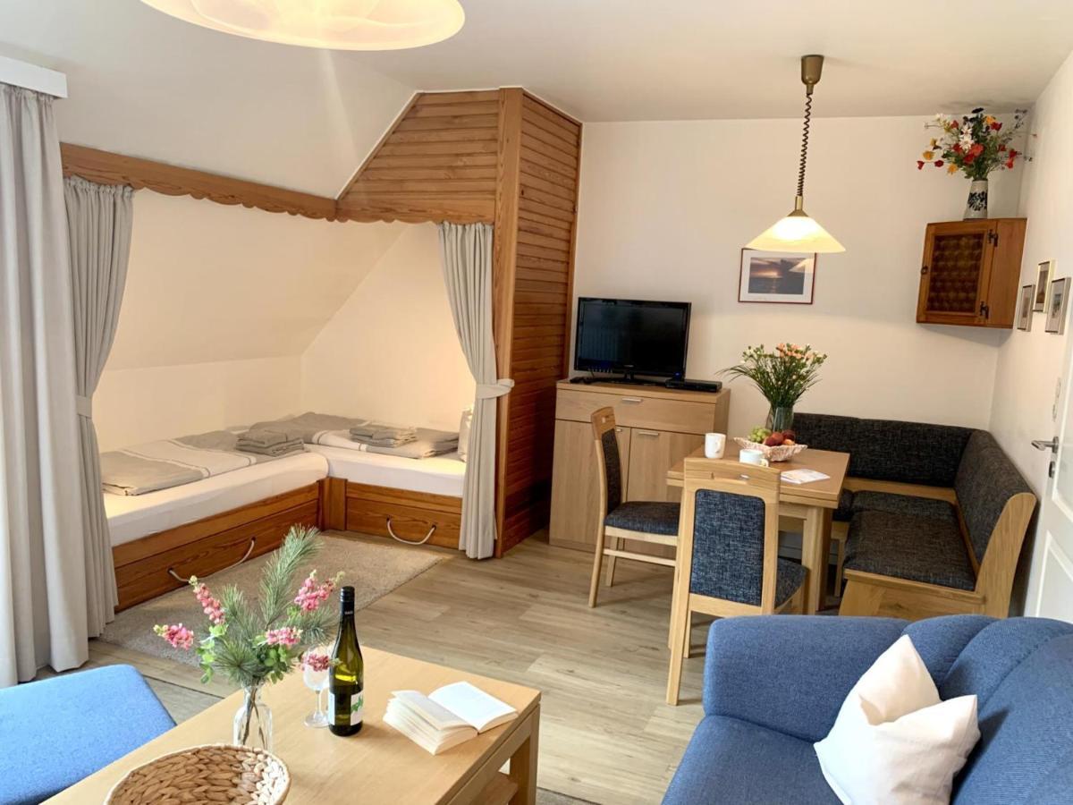 Ferienwohnung "Kreuz" Im Haus Libertas ザンクト・ペーター・オルディング エクステリア 写真